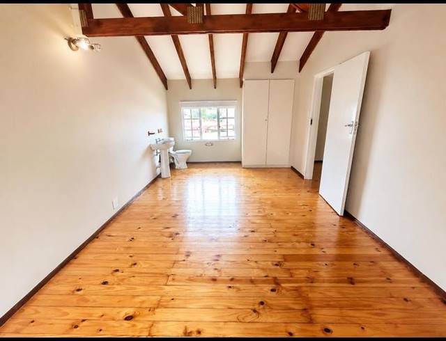 2 BEDROOM TOWNHOUSE FOR SALE IN CELTISDAL